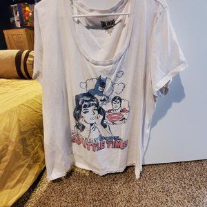 Torrid True Vintage DC Wonder Woman, Batman, Superman Tee Size 5
